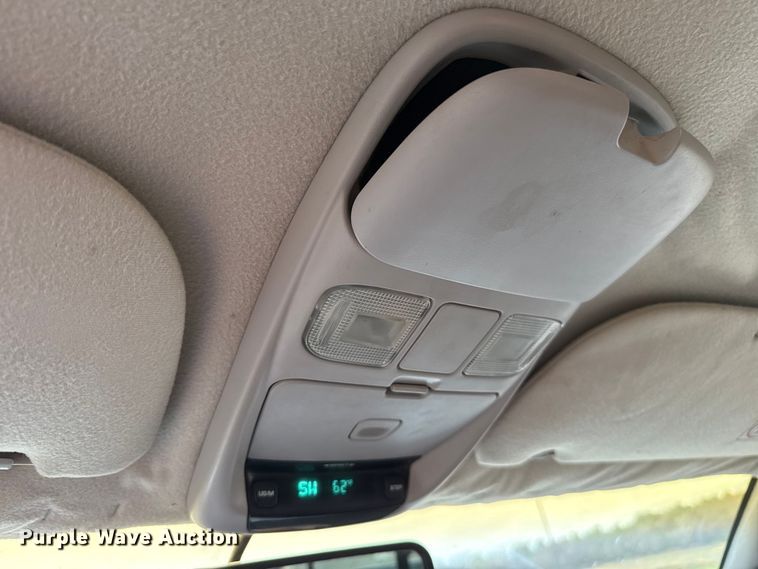 image for item EU5481 2001 Dodge Ram 2500 Quad Cab pickup truck