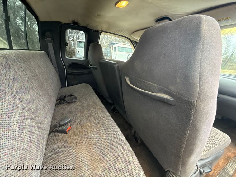 image for item EU5481 2001 Dodge Ram 2500 Quad Cab pickup truck