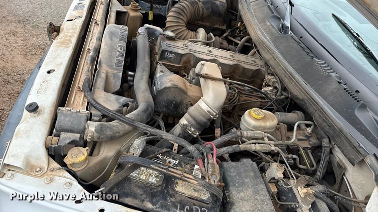 image for item EU5481 2001 Dodge Ram 2500 Quad Cab pickup truck