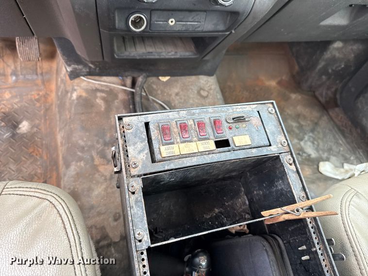 image for item EU5482 2010 Ford F150 SuperCrew pickup truck