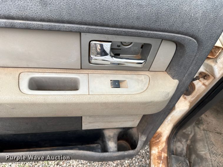 image for item EU5482 2010 Ford F150 SuperCrew pickup truck