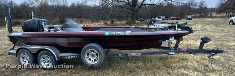 image for item EU5489 2009 Legend Alpha 211 bass boat