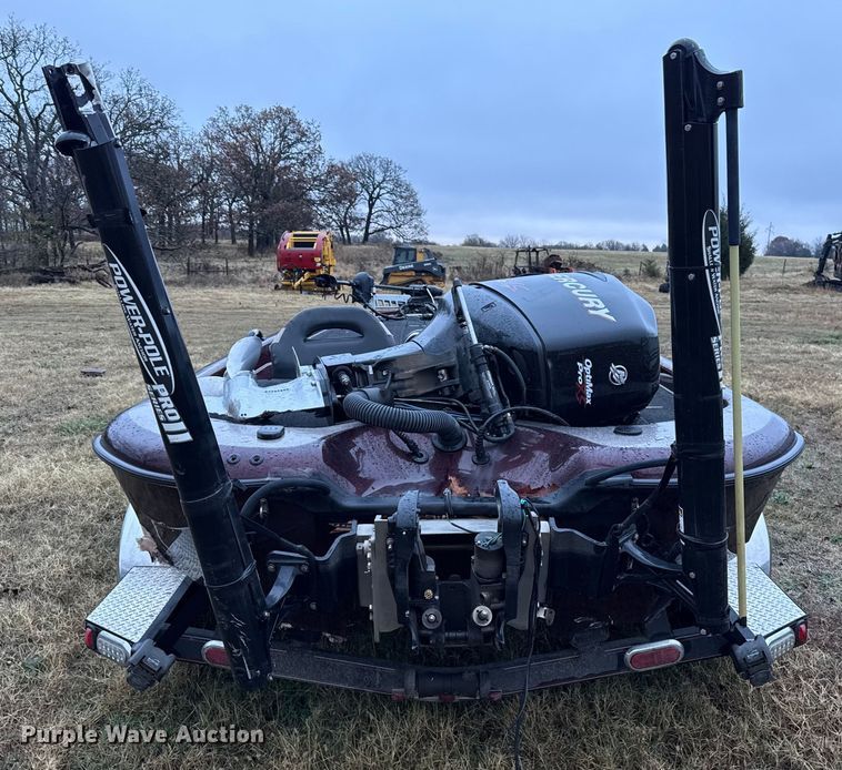 image for item EU5489 2009 Legend Alpha 211 bass boat