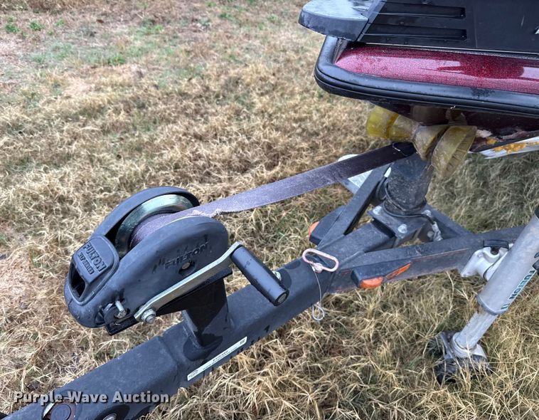 image for item EU5489 2009 Legend Alpha 211 bass boat