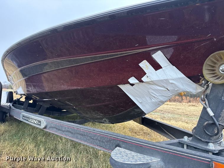 image for item EU5489 2009 Legend Alpha 211 bass boat