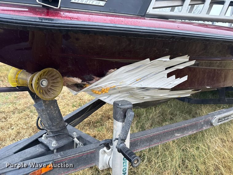 image for item EU5489 2009 Legend Alpha 211 bass boat