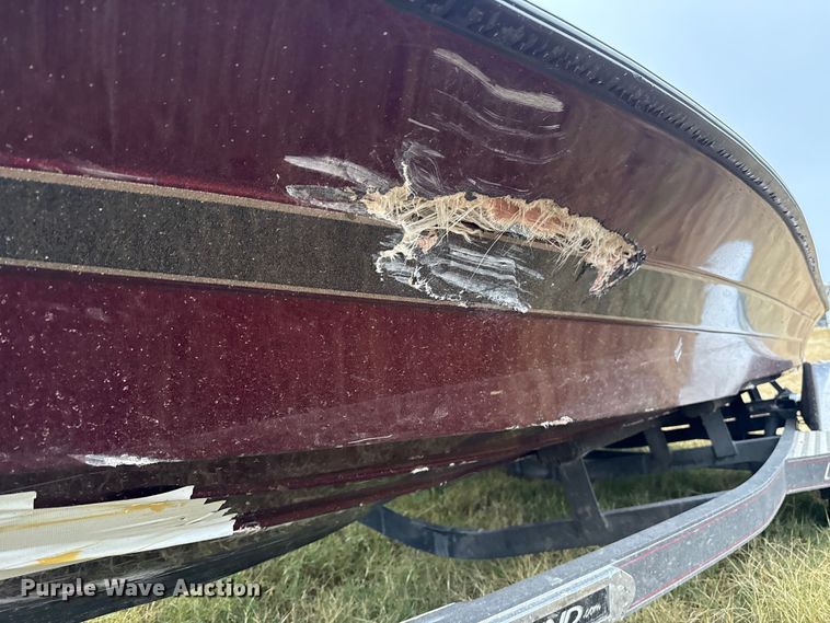 image for item EU5489 2009 Legend Alpha 211 bass boat