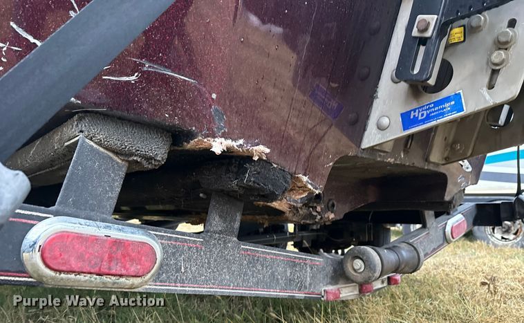 image for item EU5489 2009 Legend Alpha 211 bass boat