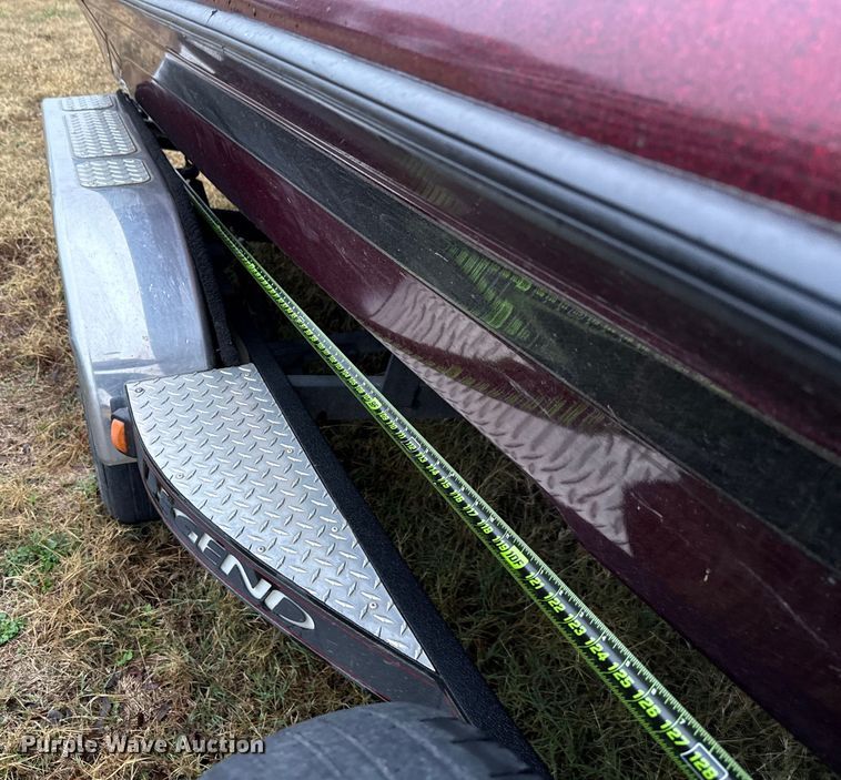 image for item EU5489 2009 Legend Alpha 211 bass boat