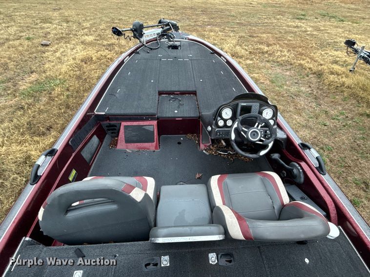 image for item EU5489 2009 Legend Alpha 211 bass boat