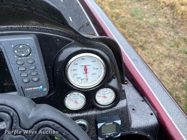 image for item EU5489 2009 Legend Alpha 211 bass boat