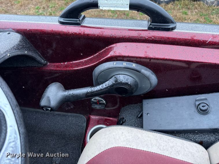 image for item EU5489 2009 Legend Alpha 211 bass boat