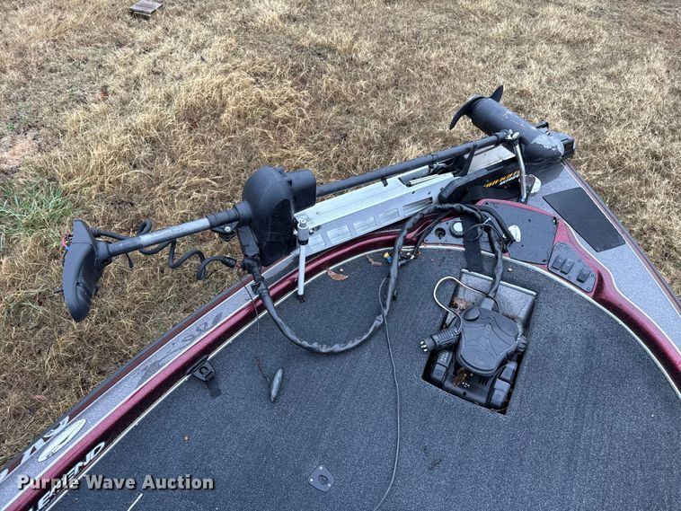 image for item EU5489 2009 Legend Alpha 211 bass boat