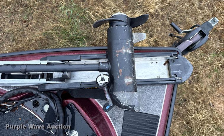 image for item EU5489 2009 Legend Alpha 211 bass boat