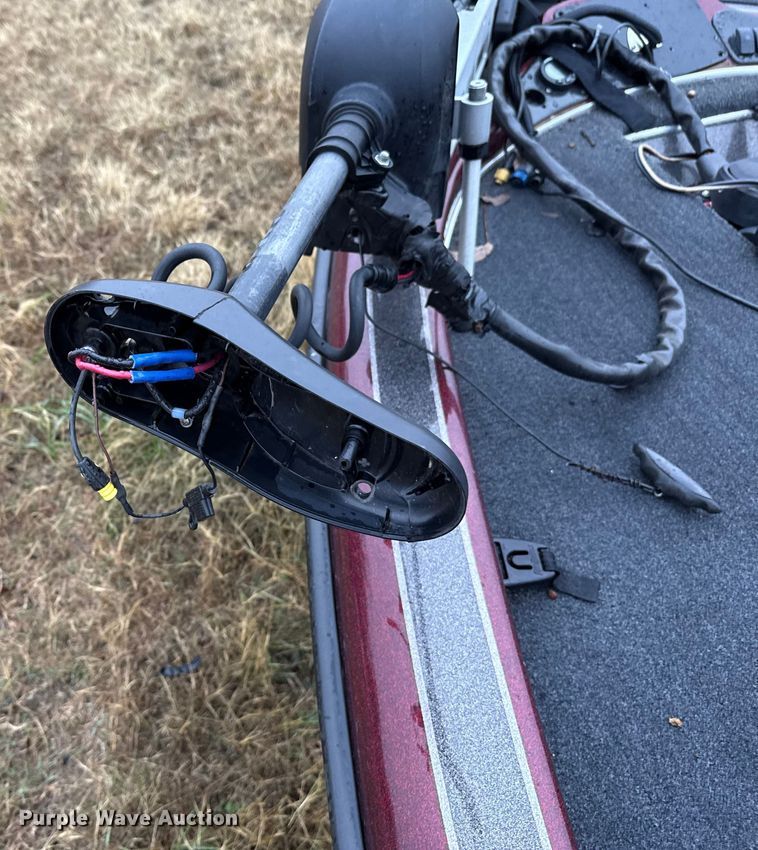 image for item EU5489 2009 Legend Alpha 211 bass boat