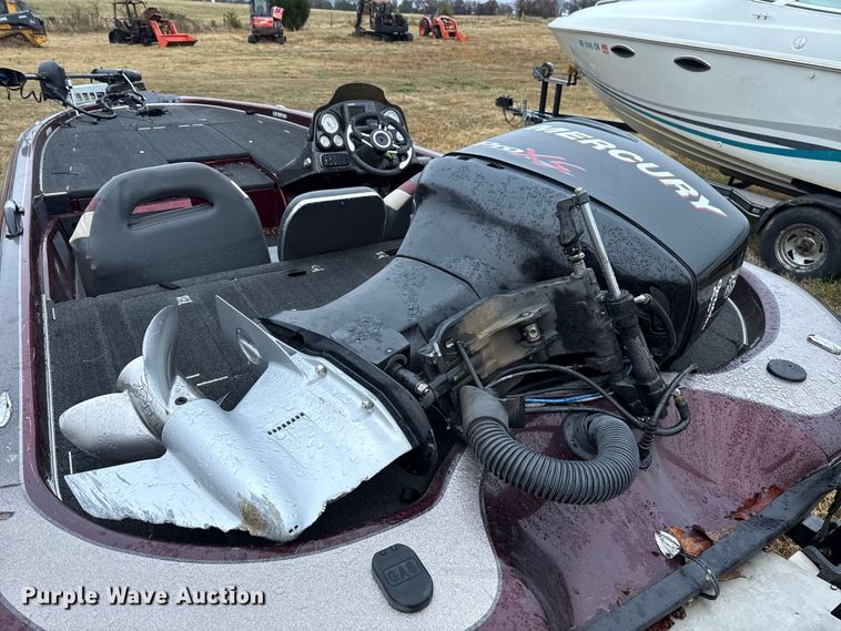 image for item EU5489 2009 Legend Alpha 211 bass boat