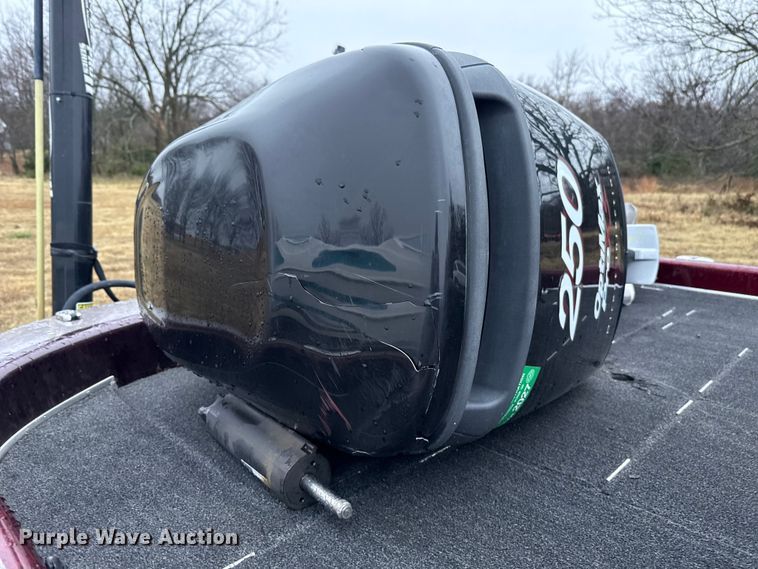 image for item EU5489 2009 Legend Alpha 211 bass boat