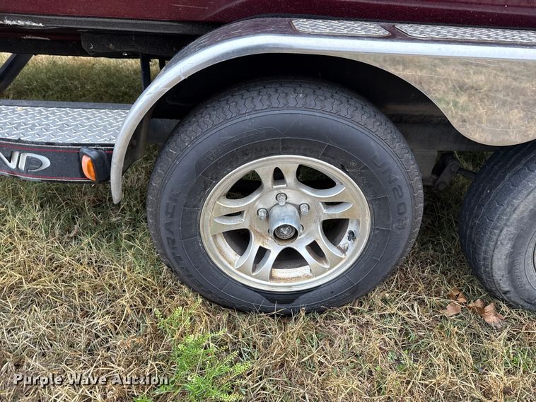 image for item EU5489 2009 Legend Alpha 211 bass boat