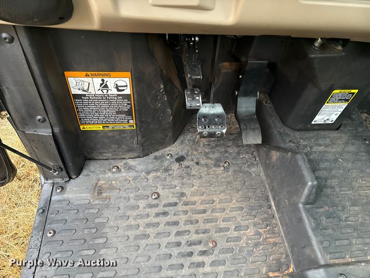 image for item EU5490 2019 John Deere Gator XUV835R utility vehicle