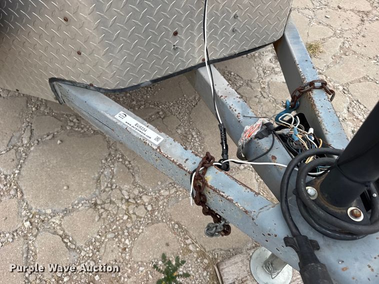 image for item EU6234 2007 Wells Cargo enclosed cargo trailer