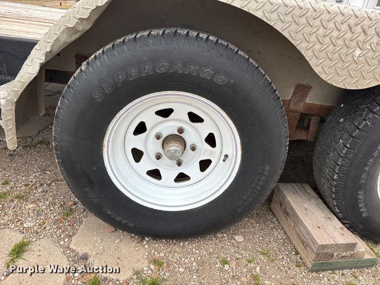 image for item EU6235 2002 PJ utility trailer