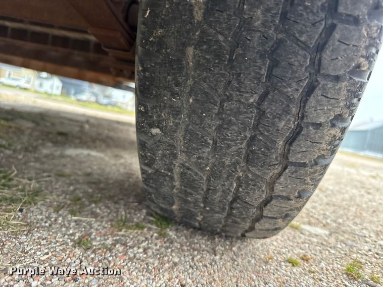 image for item EU6235 2002 PJ utility trailer