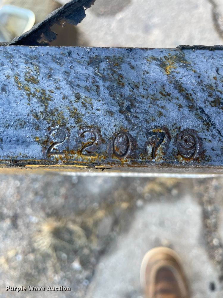 image for item EU6235 2002 PJ utility trailer