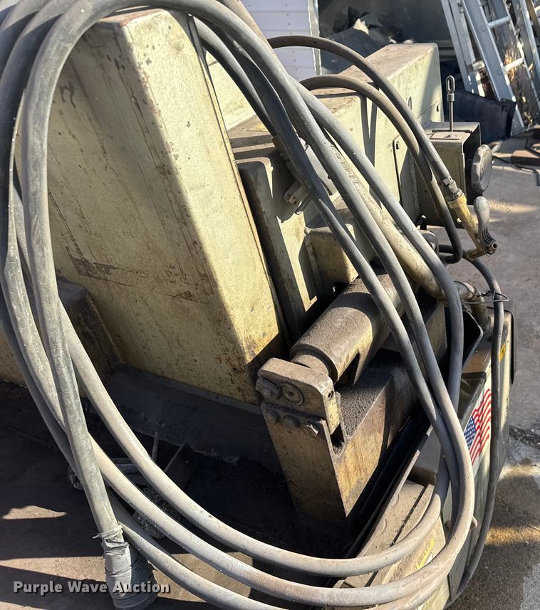 image for item EU6393 Hem Saw 1200LA band saw