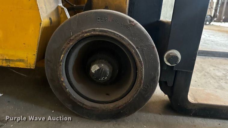 image for item EU6394 Big Joe pallet stacker