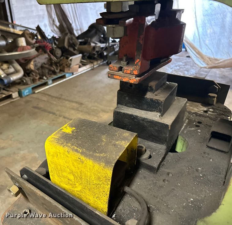 image for item EU6395 HMI 5810-25 iron worker