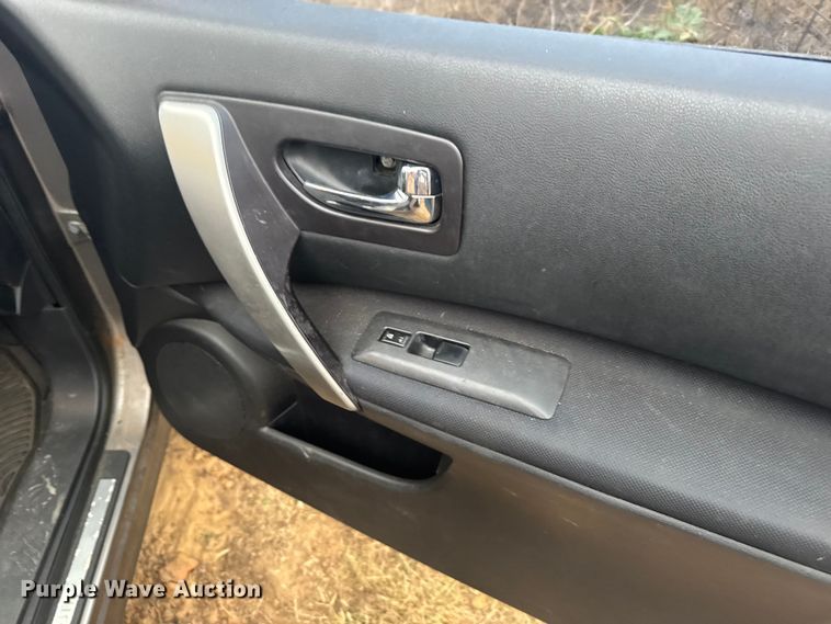 image for item EU6412 2008 Nissan Rogue SUV