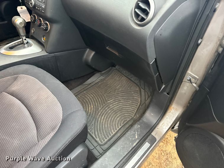 image for item EU6412 2008 Nissan Rogue SUV