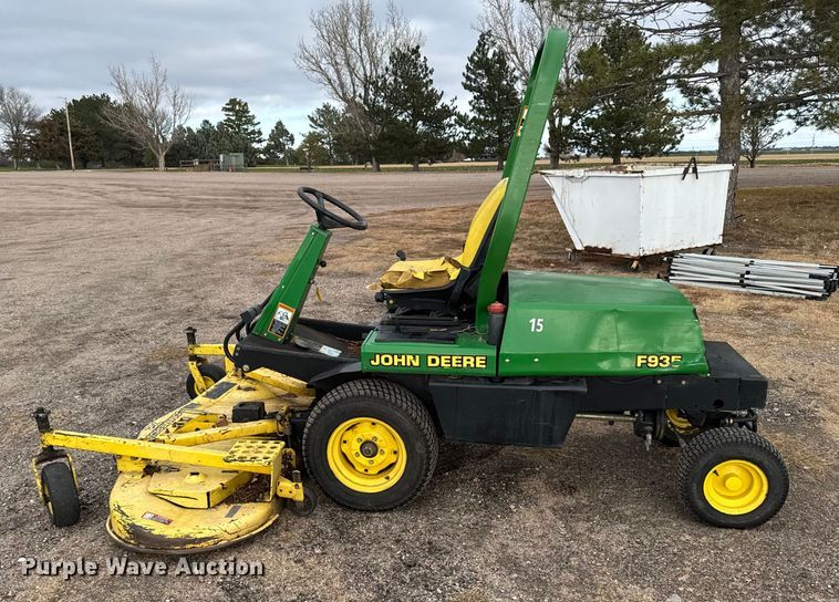 image for item EU6418 John Deere F935 lawn mower