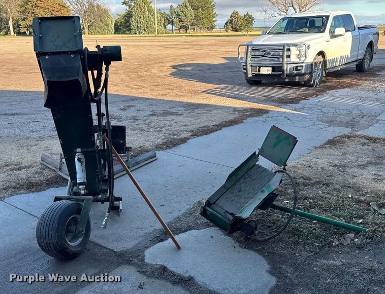 image for item EU6424 Cushman Core Harvester attachment 