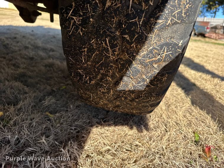 image for item EU6431 1995 GMC Sierra C1500 pickup truck