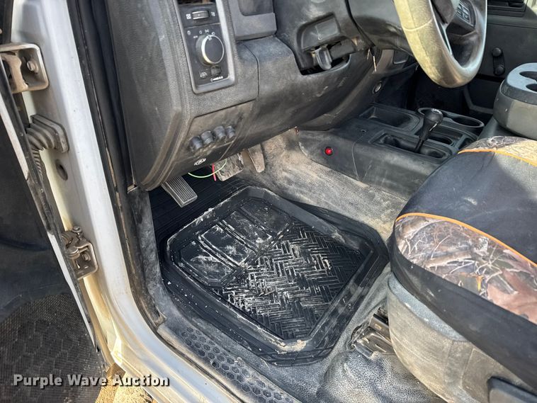 image for item EU6440 2013 RAM 3500 utility bed pickup truck