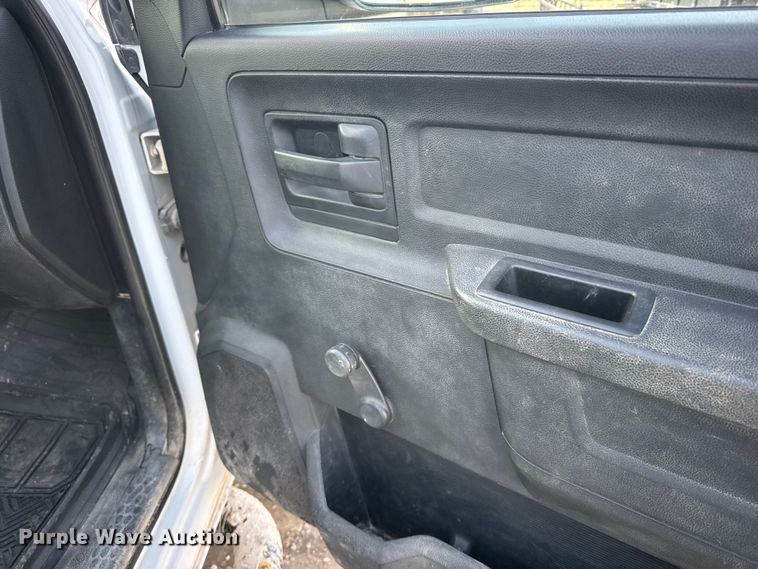 image for item EU6440 2013 RAM 3500 utility bed pickup truck