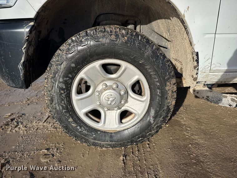 image for item EU6440 2013 RAM 3500 utility bed pickup truck