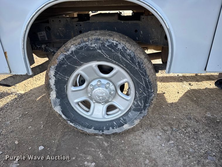 image for item EU6440 2013 RAM 3500 utility bed pickup truck