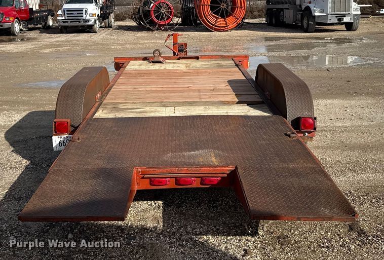 image for item EU6444 1994 Ditch Witch TP18 tilt deck equipment trailer