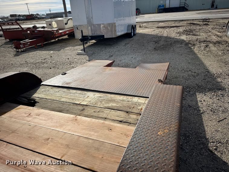 image for item EU6444 1994 Ditch Witch TP18 tilt deck equipment trailer