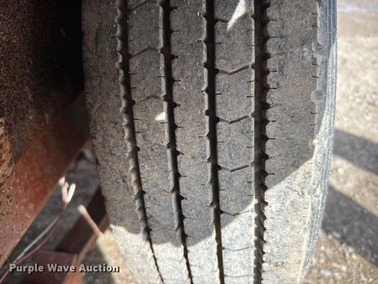 image for item EU6444 1994 Ditch Witch TP18 tilt deck equipment trailer