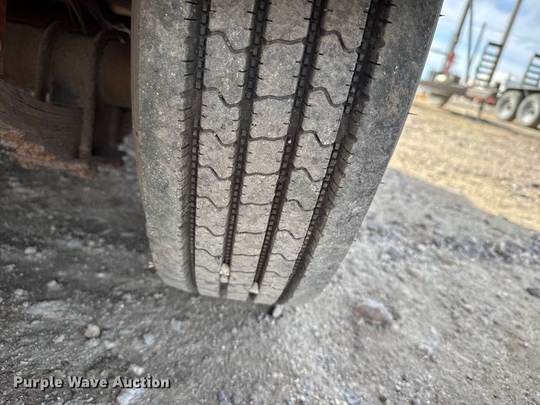 image for item EU6444 1994 Ditch Witch TP18 tilt deck equipment trailer