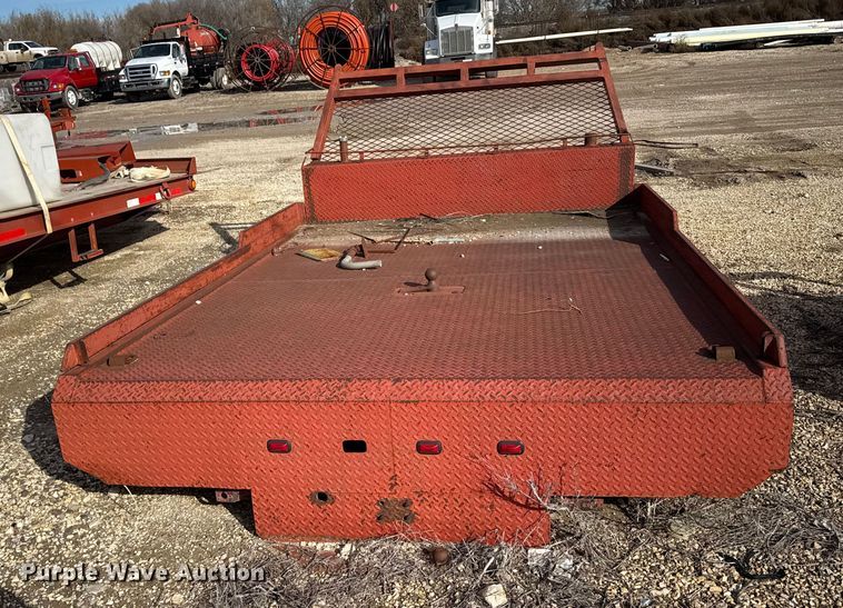 image for item EU6445 Flatbed