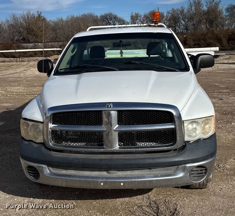 image for item EU6446 2005 Dodge Ram 2500 utility bed pickup truck