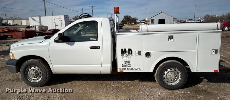 image for item EU6446 2005 Dodge Ram 2500 utility bed pickup truck