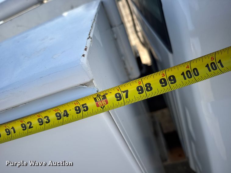 image for item EU6446 2005 Dodge Ram 2500 utility bed pickup truck