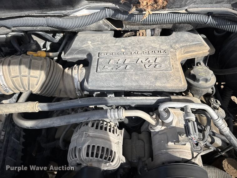 image for item EU6446 2005 Dodge Ram 2500 utility bed pickup truck