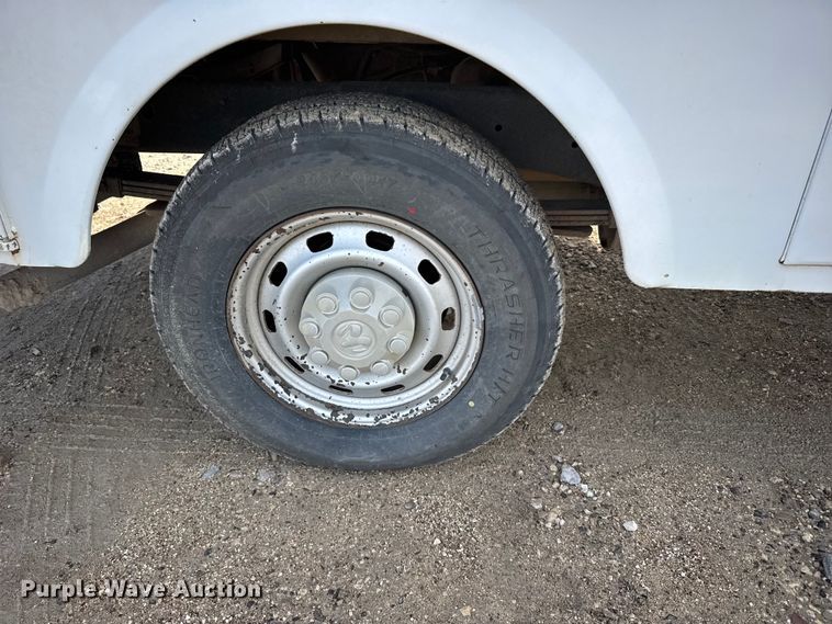 image for item EU6446 2005 Dodge Ram 2500 utility bed pickup truck