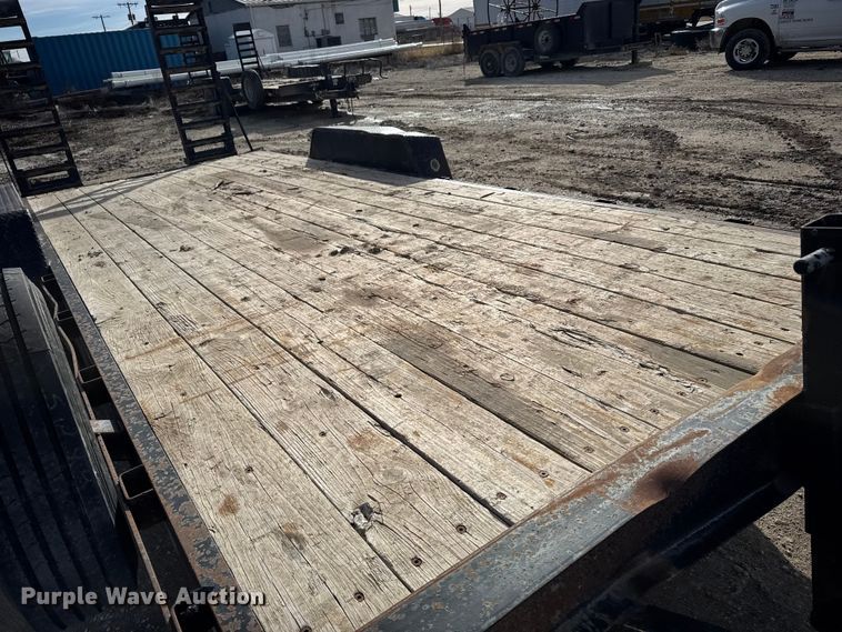 image for item EU6447 2019 Kaufman D-Deluxe  utility trailer